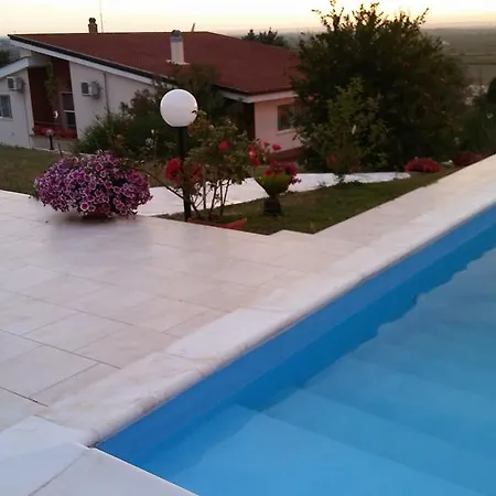 Lena Bed & Breakfast Turi