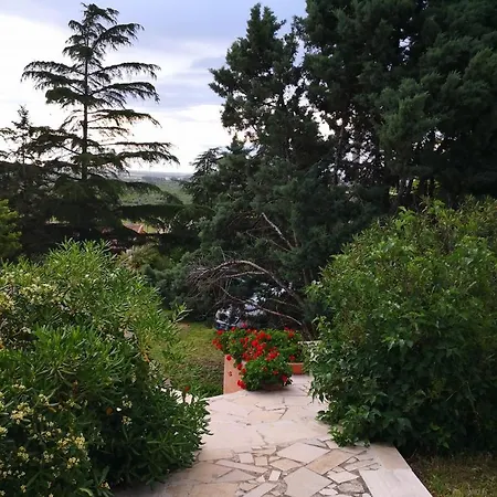 Lena Alojamento de Acomodação e Pequeno-almoço *